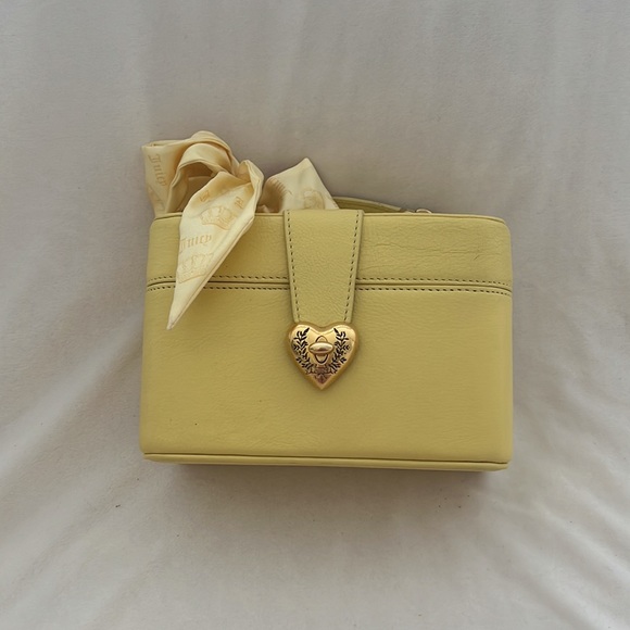 Juicy Couture Purse - Picture 9 of 13